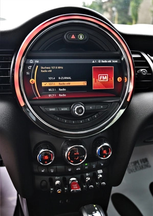 MINI Cooper S cena 90900 przebieg: 34000, rok produkcji 2020 z Włodawa małe 562